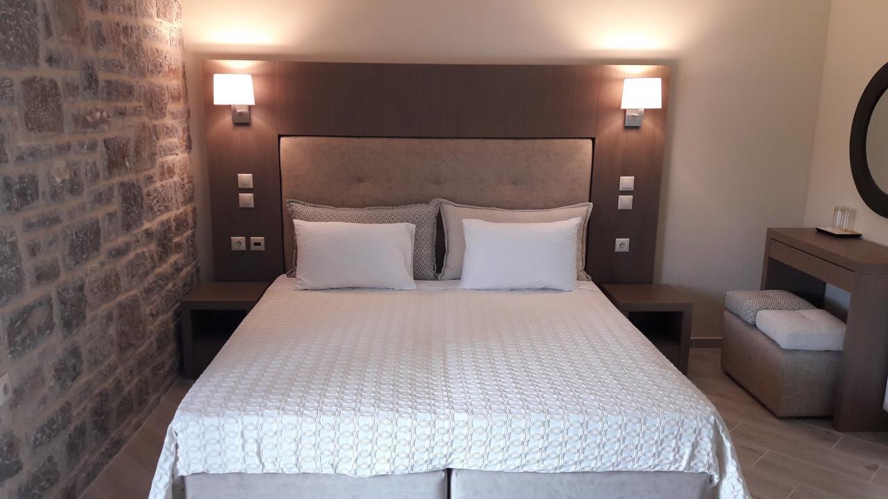 Apollonion Hotel Andrítsaina Eksteriør billede